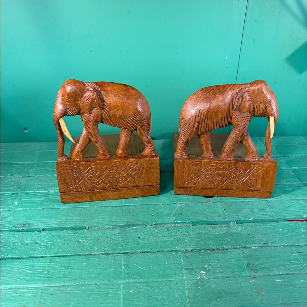 Handcrafted Brown Wooden Elephant Bookends - Decorative Home Art